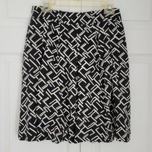 Black and White Skirt with Side Zip and Belt Loops, Size 4